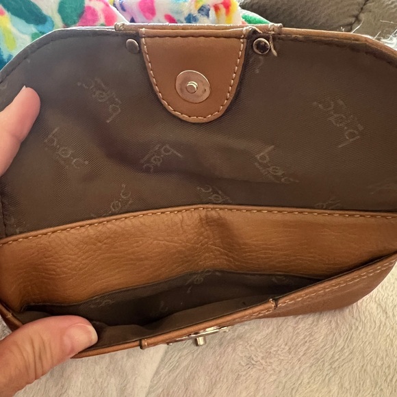 b.o.c wristlet - Picture 3 of 4